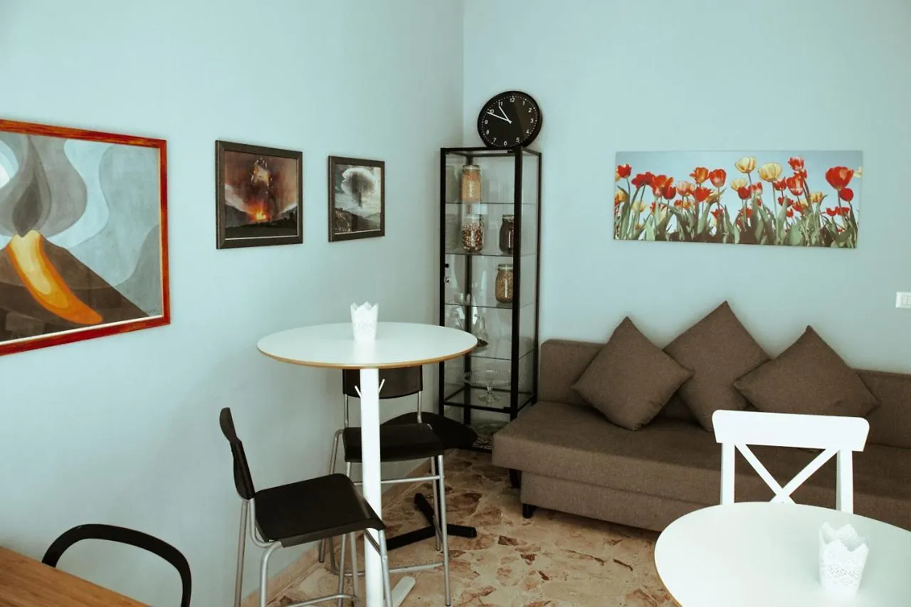 Sostanza - Rooms In Κατάνια Πανσιόν